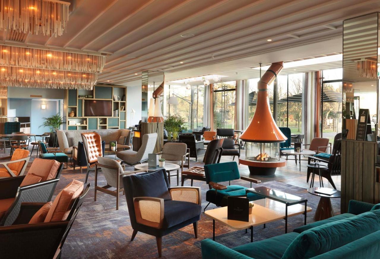 Отель The Runnymede On Thames (Adults Only) Эгэм Экстерьер фото