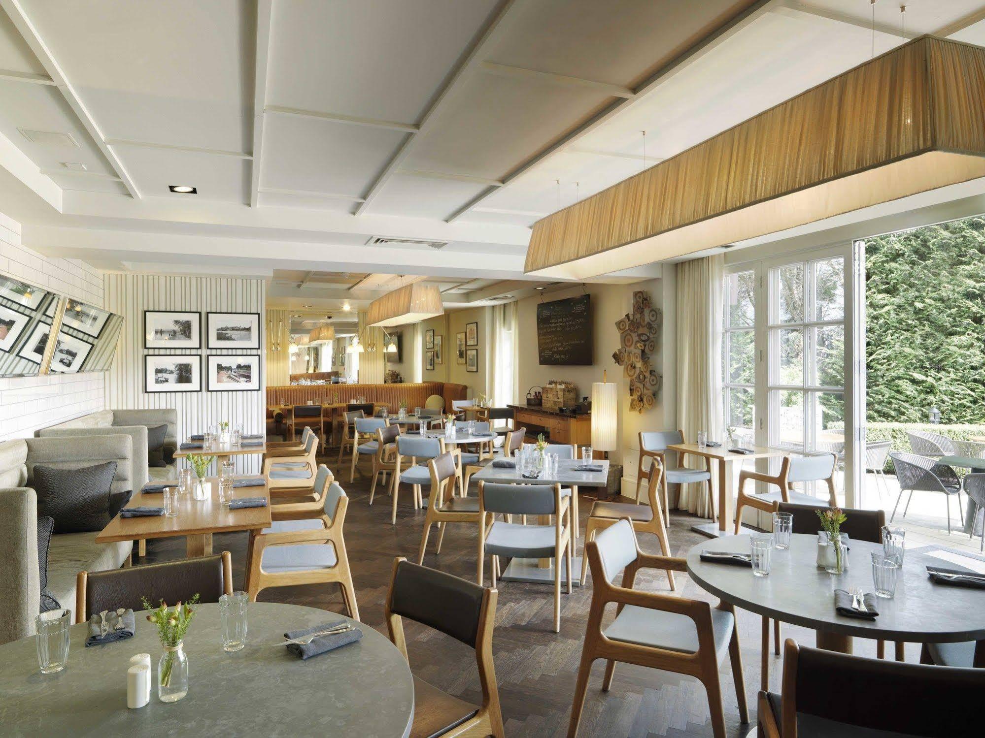 Отель The Runnymede On Thames (Adults Only) Эгэм Экстерьер фото