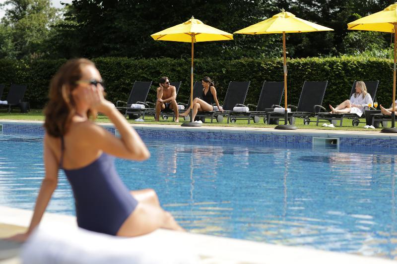 Отель The Runnymede On Thames (Adults Only) Эгэм Экстерьер фото
